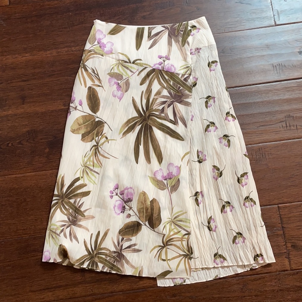 Vince Floral Skirt size 6